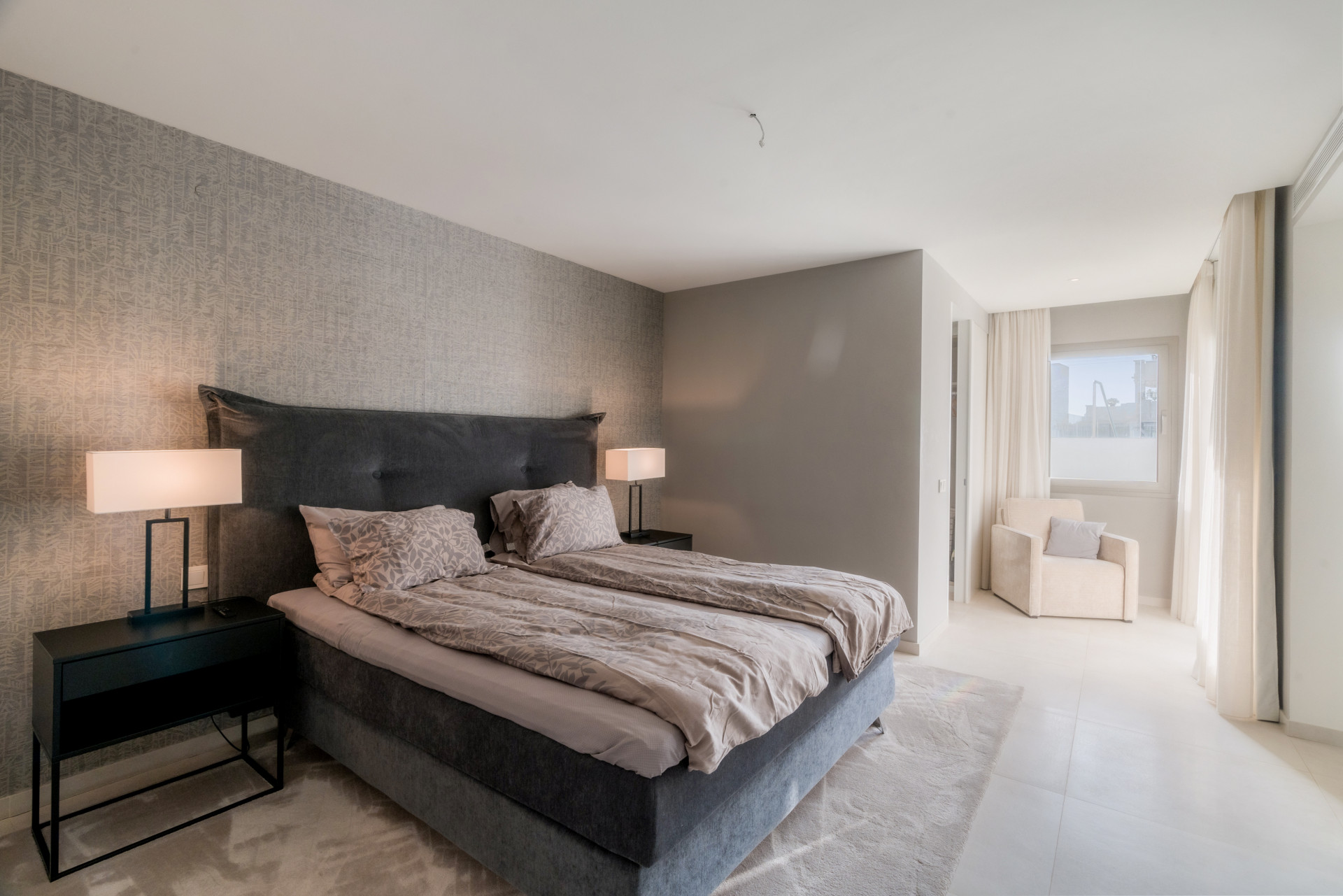 IMPRESIONANTE APARTAMENTO EN MARBELLA