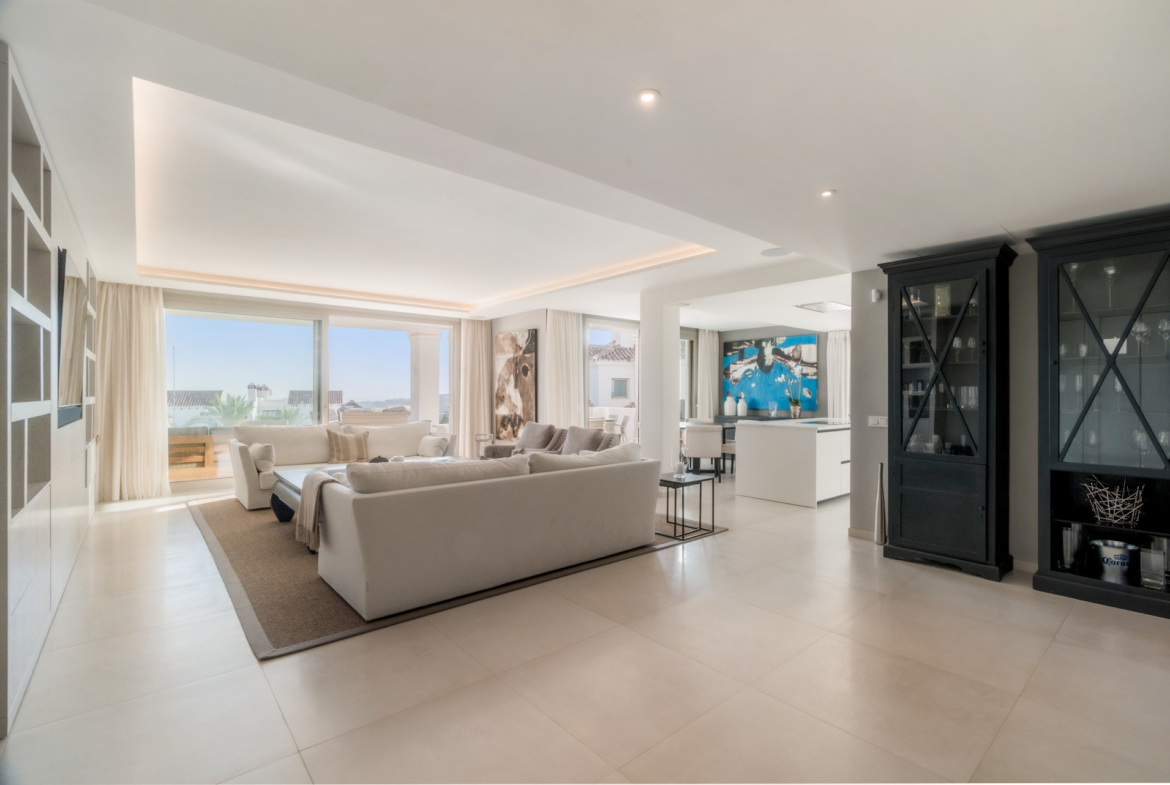 IMPRESIONANTE APARTAMENTO EN MARBELLA