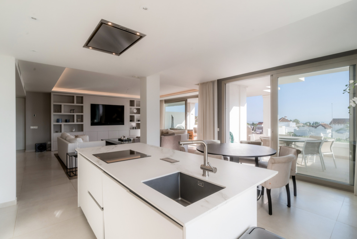 IMPRESIONANTE APARTAMENTO EN MARBELLA
