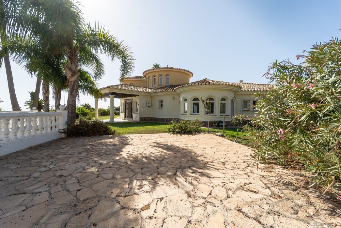 Property 1042-00015P