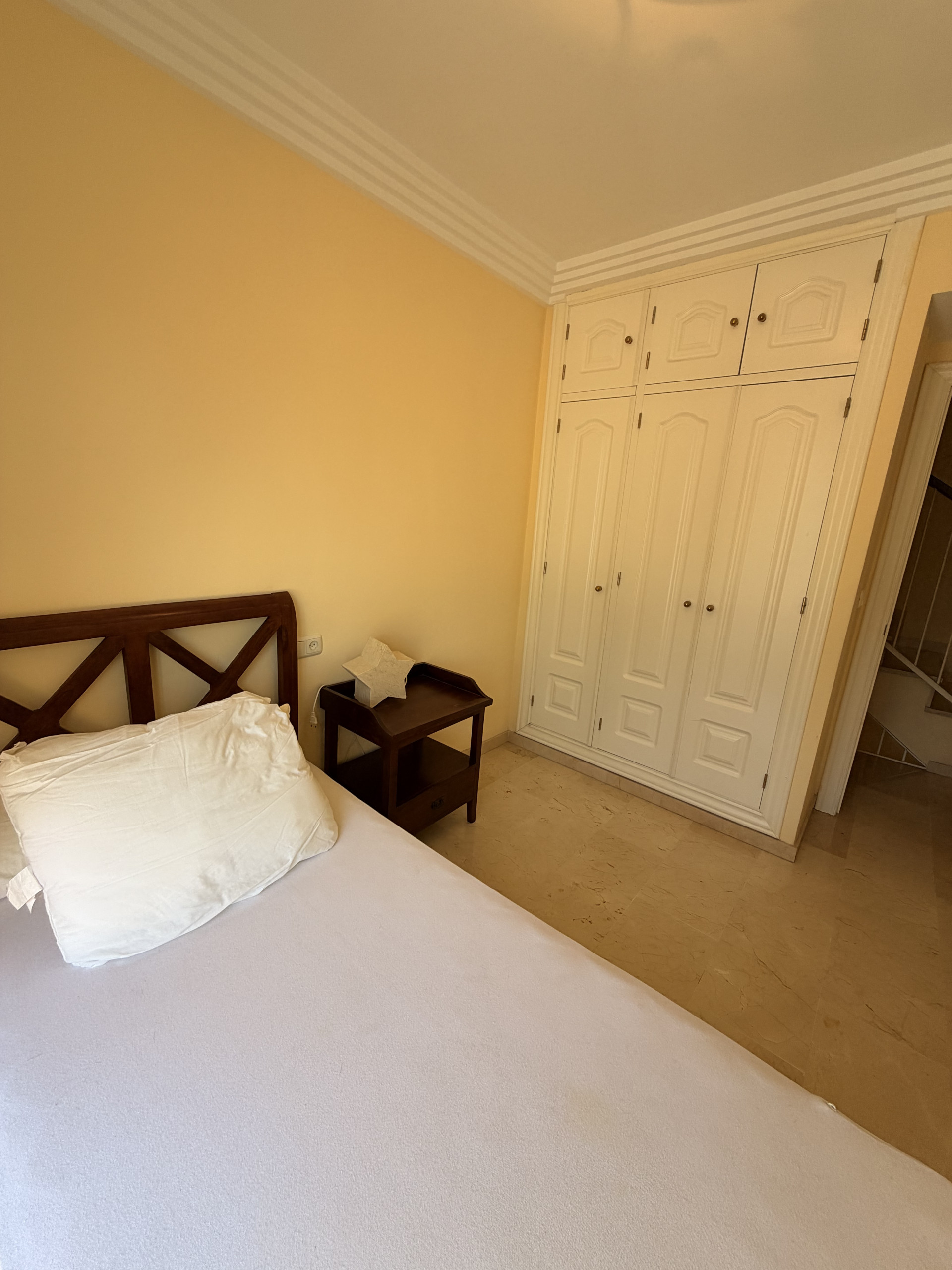 Property 1042-00011P