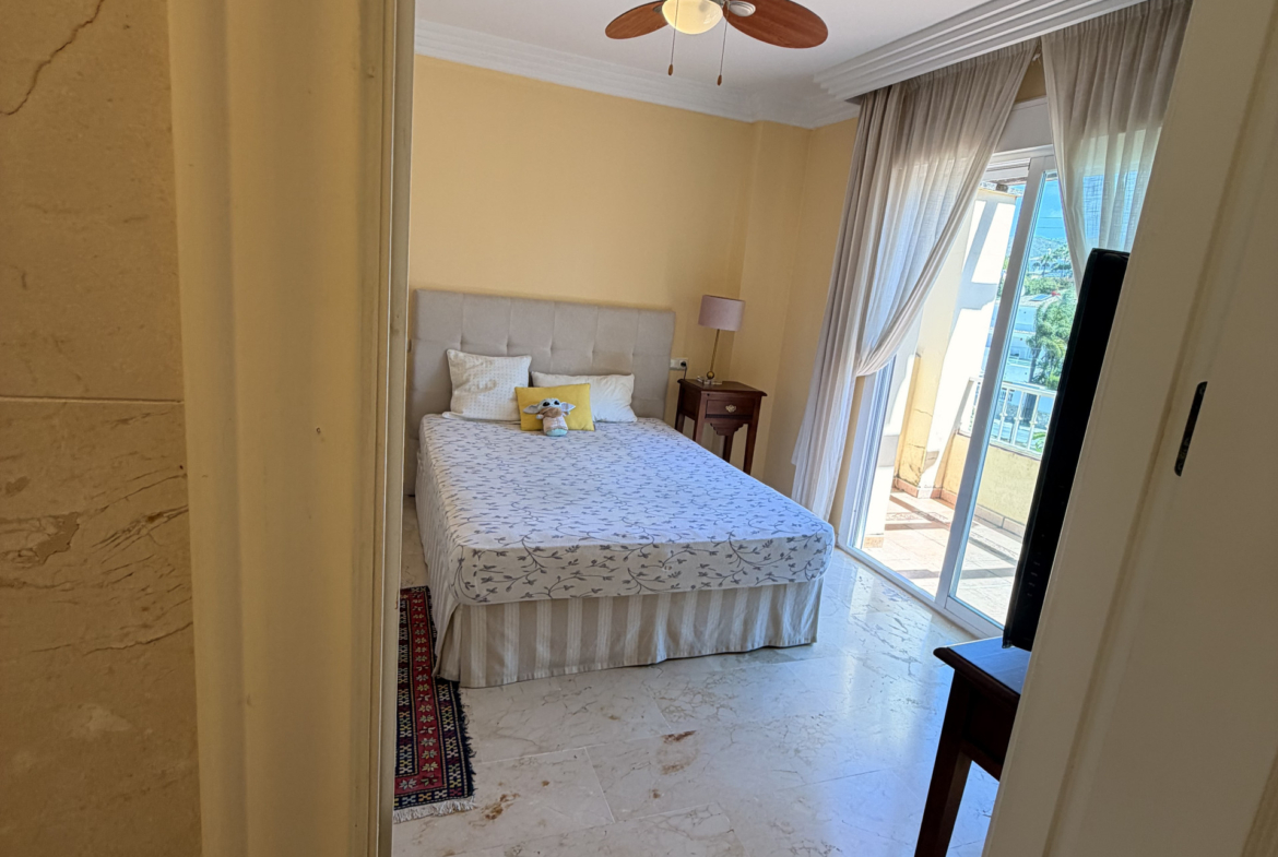 Property 1042-00011P