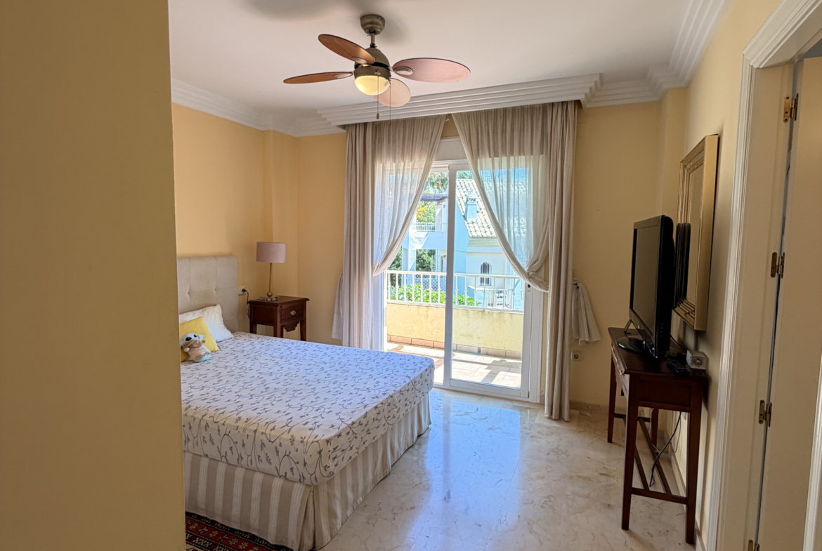 Property 1042-00011P