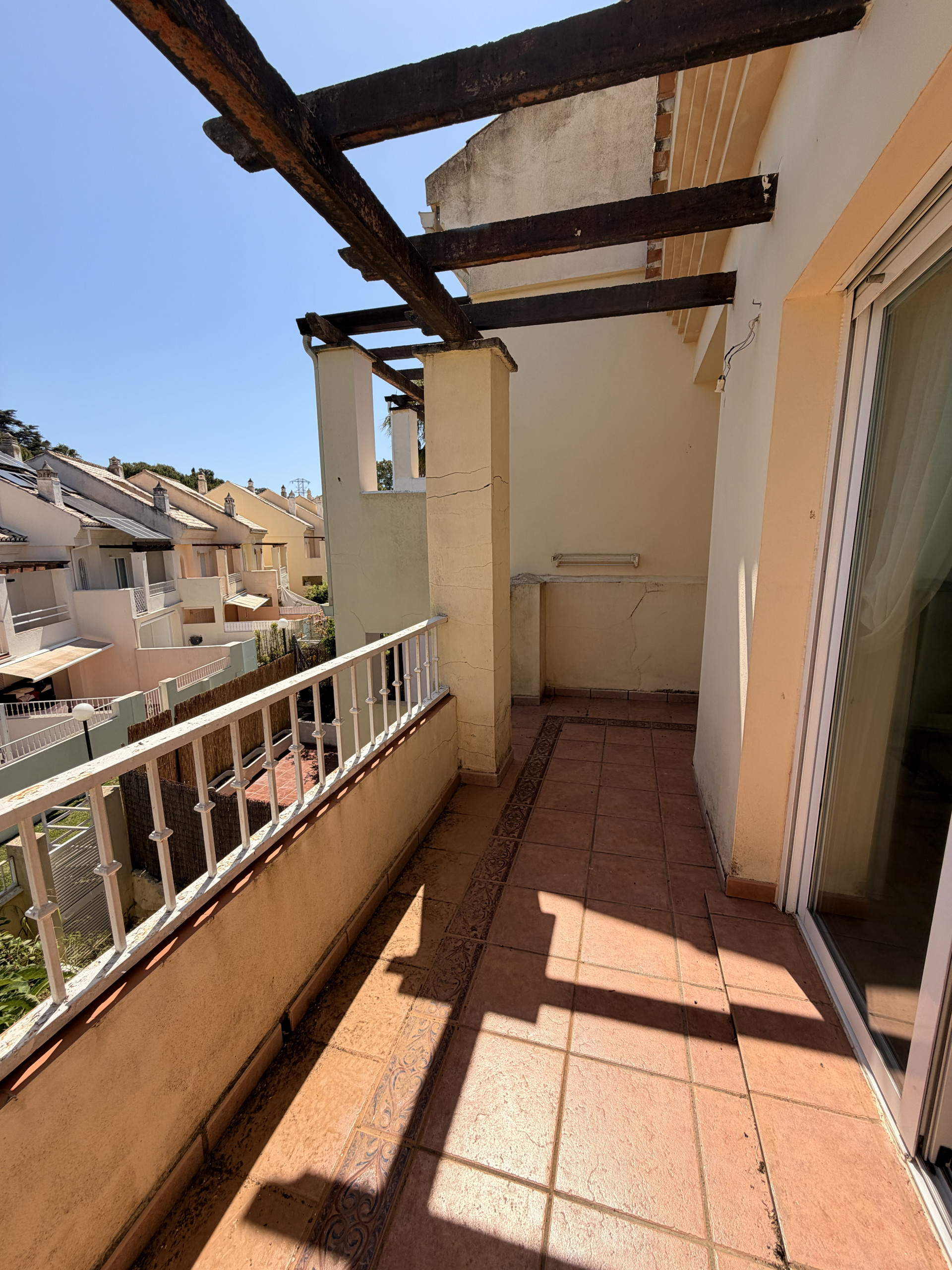 Property 1042-00011P