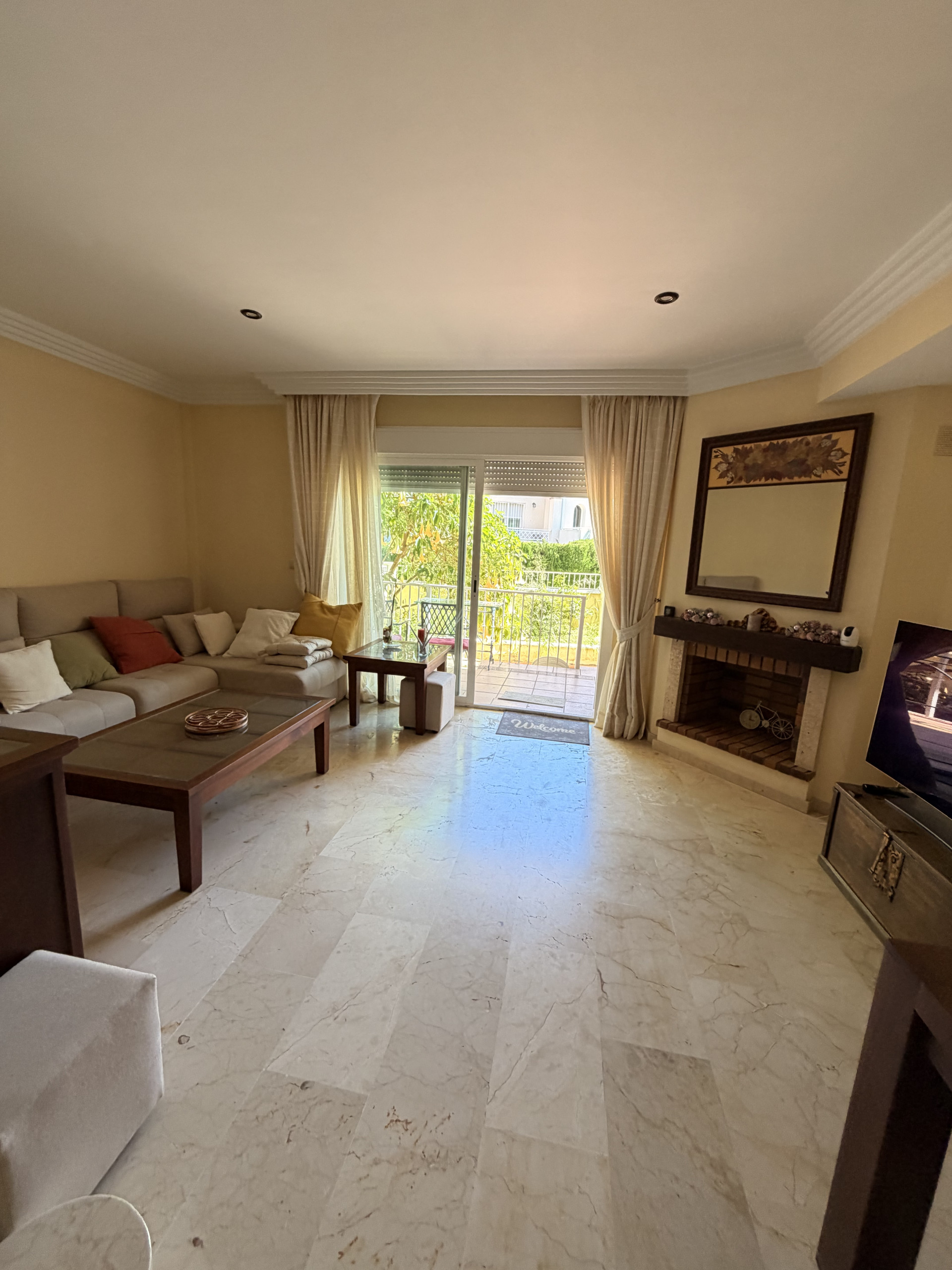 Property 1042-00011P