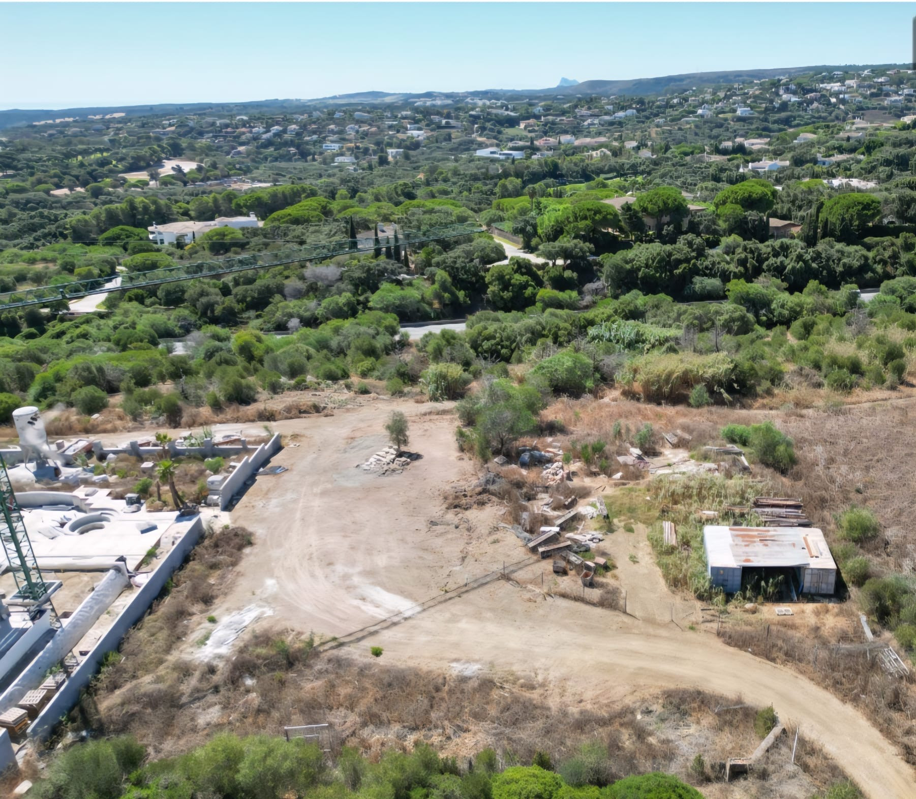 Magnífica parcela edificable situada en La Reserva de Sotogrande, en venta.