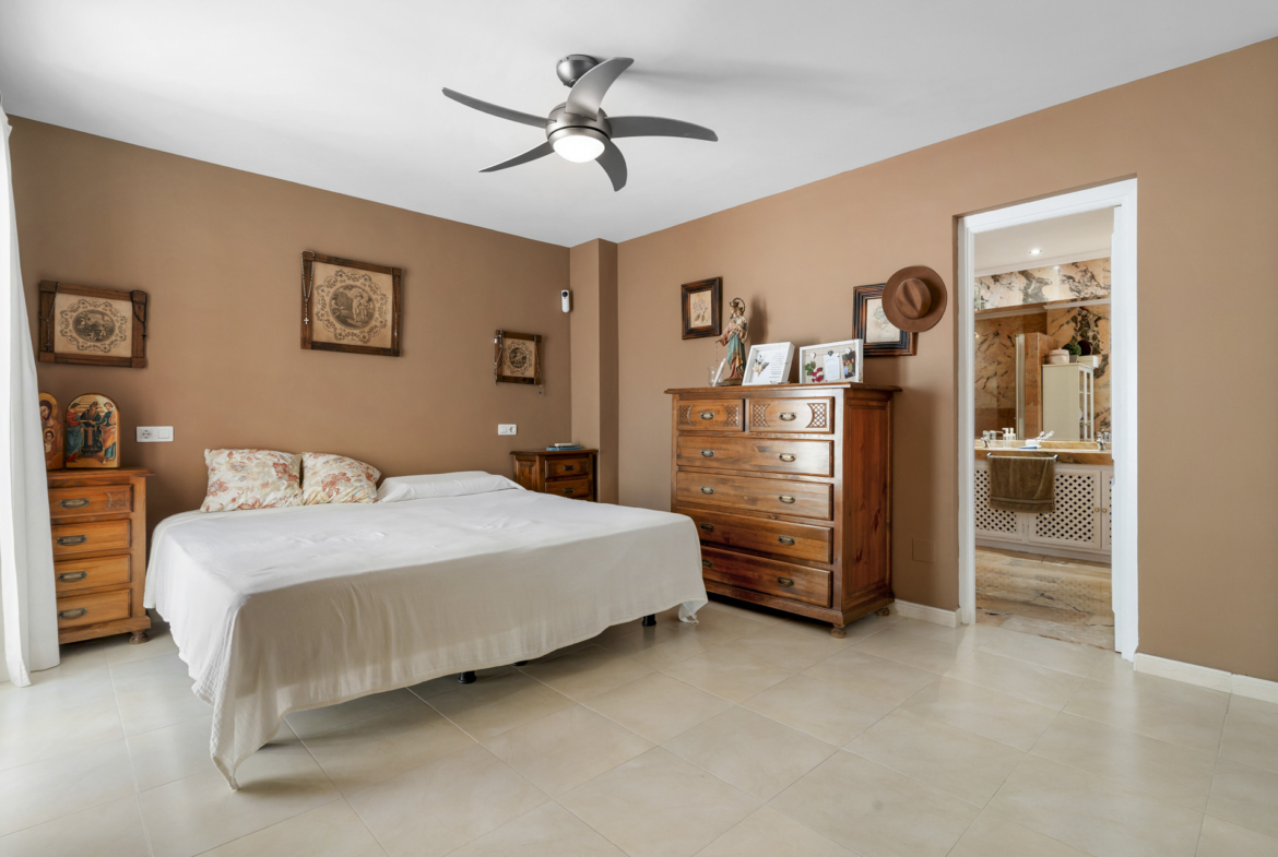 Property 1042-00017P