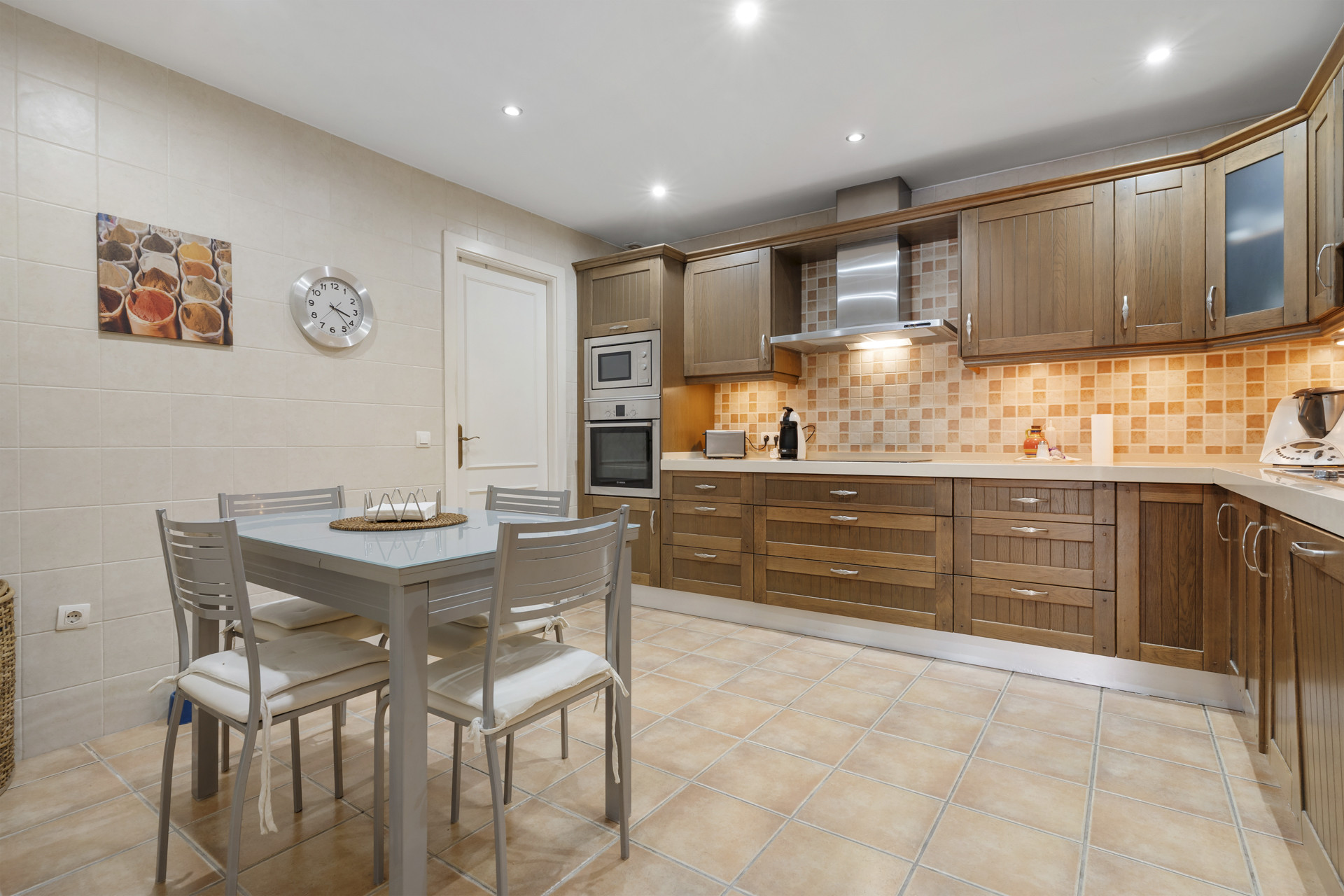 Property 1042-00017P