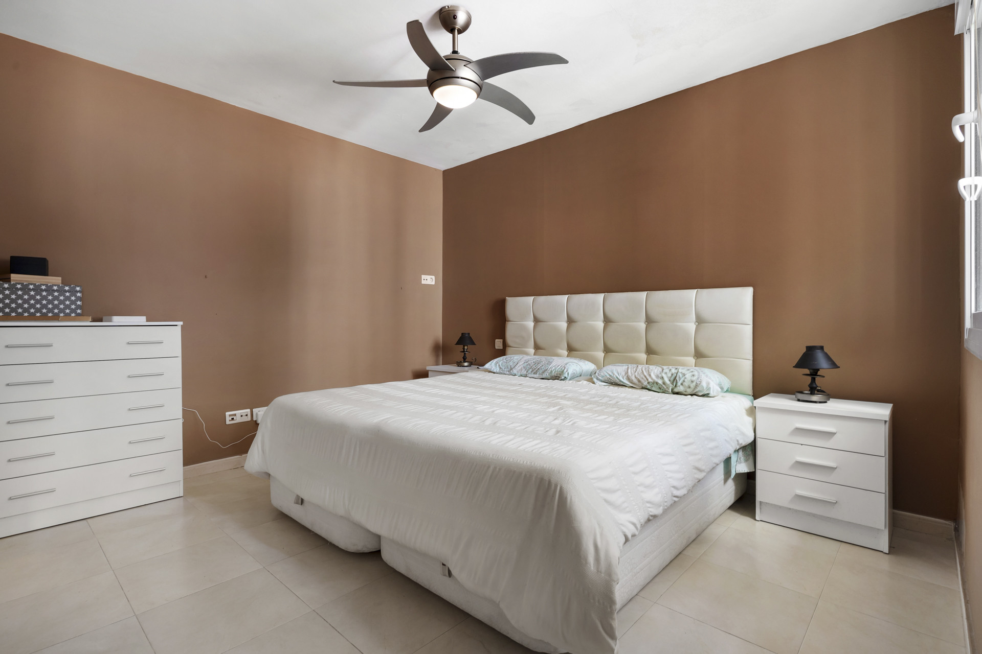 Property 1042-00017P