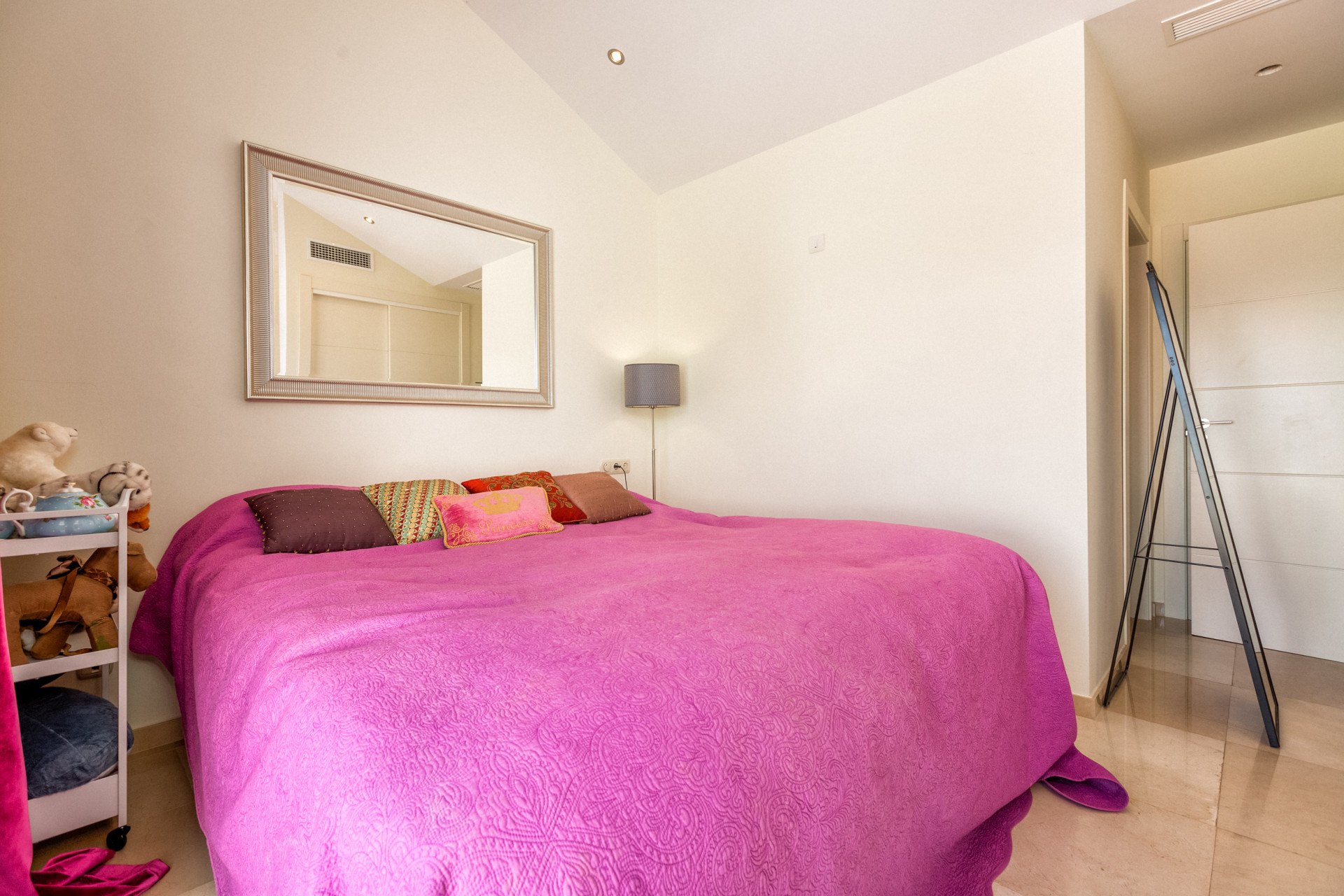 Property 1042-00020P