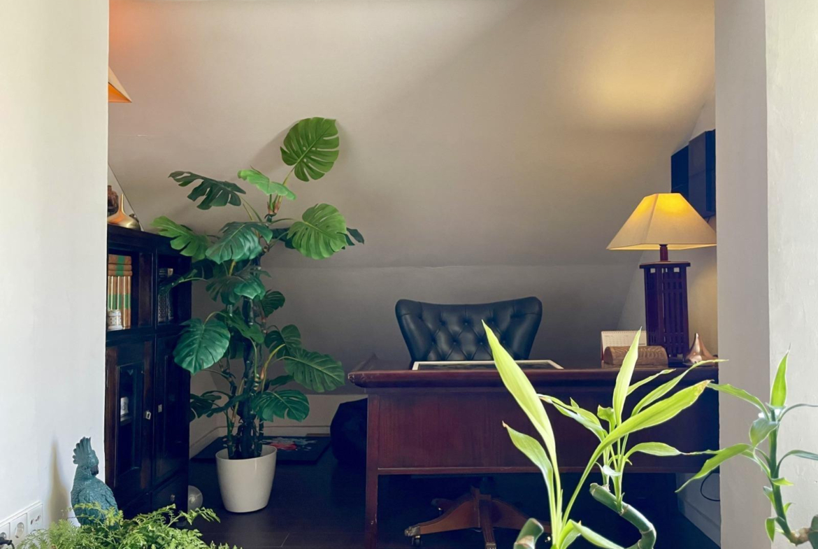 Elegante Ático Loft-Style en Las Lomas del Marbella Club