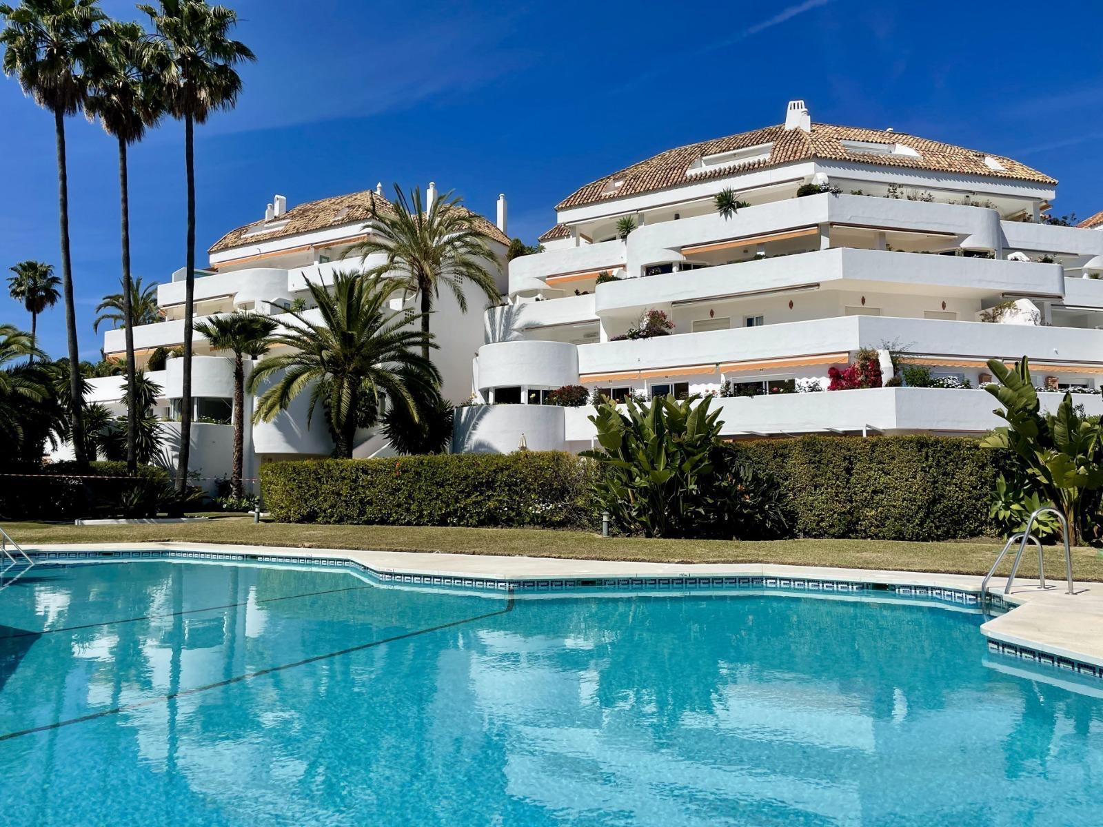 Stijlvolle Loft-Style Penthouse in Las Lomas del Marbella Club, op Marbella Golden Mile