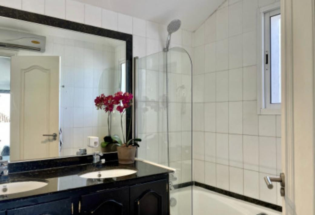 Stijlvolle Loft-Style Penthouse in Las Lomas del Marbella Club, op Marbella Golden Mile