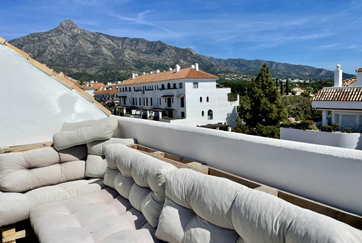 Stijlvolle Loft-Style Penthouse in Las Lomas del Marbella Club, op Marbella Golden Mile