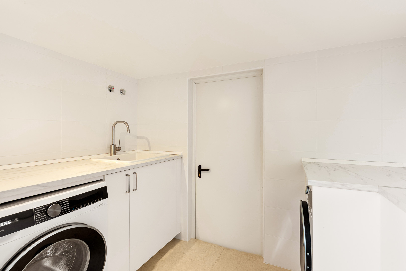 Property 1042-00032P