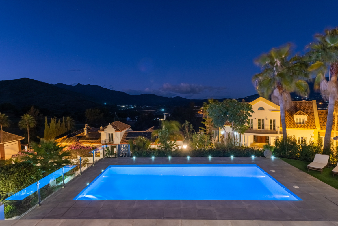 Exclusieve villa met golflevensstijl en panoramisch uitzicht in La Cala Golf