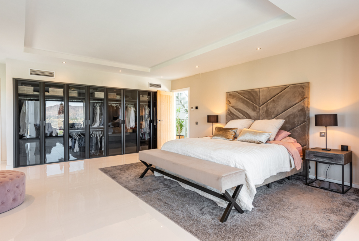 Exclusieve villa met golflevensstijl en panoramisch uitzicht in La Cala Golf