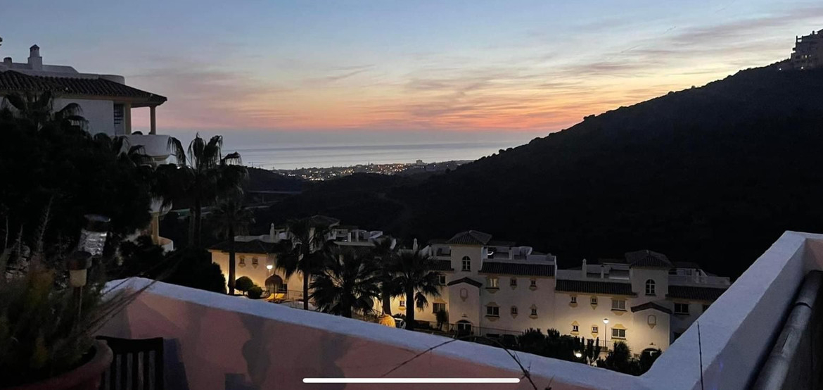 Penthouse with Panoramic Sea Views & 150m² Terrace – Costa del Sol.
