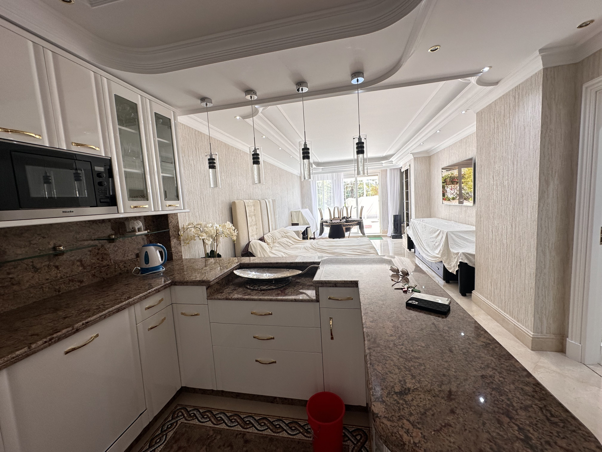 Property 1042-00027P