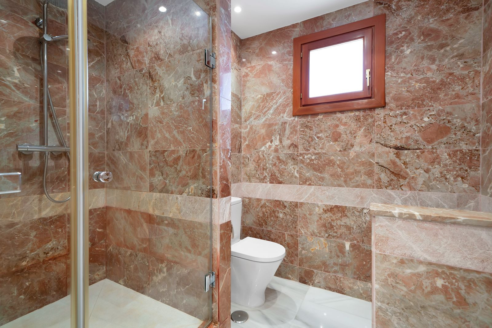 Property 1042-00034P