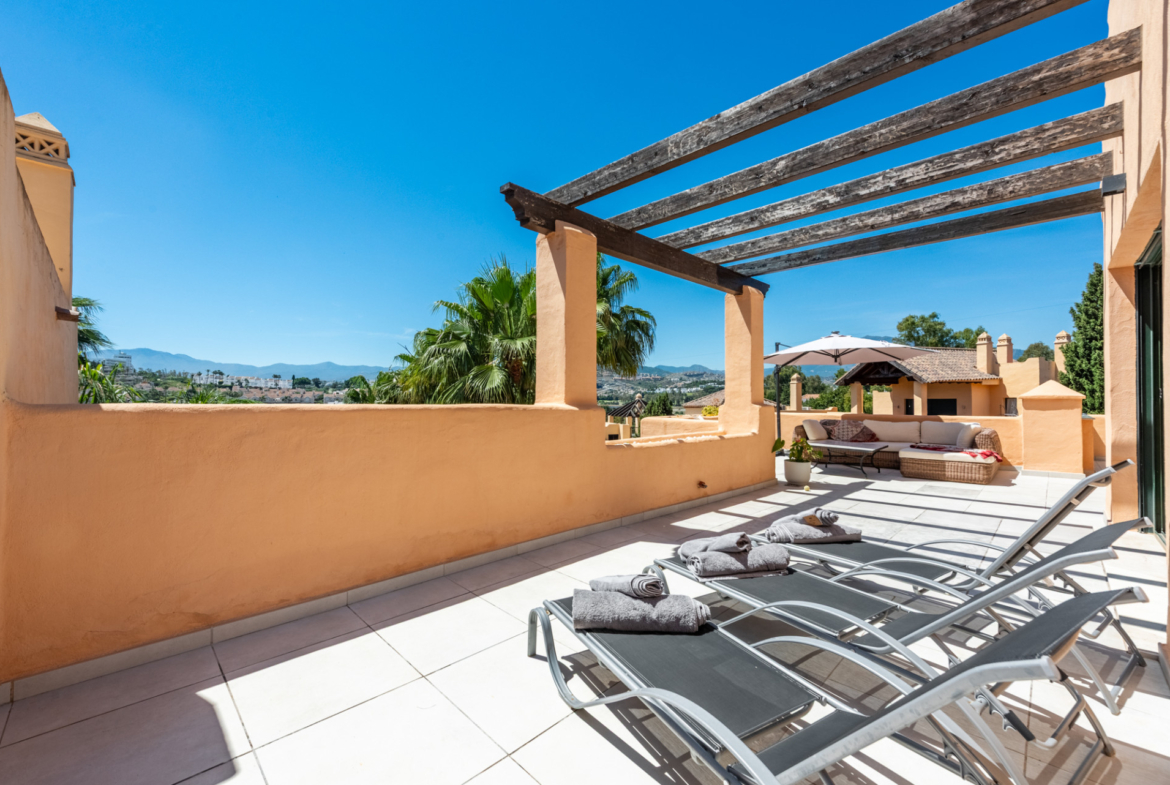 Ático dúplex exclusivo en Atalaya.