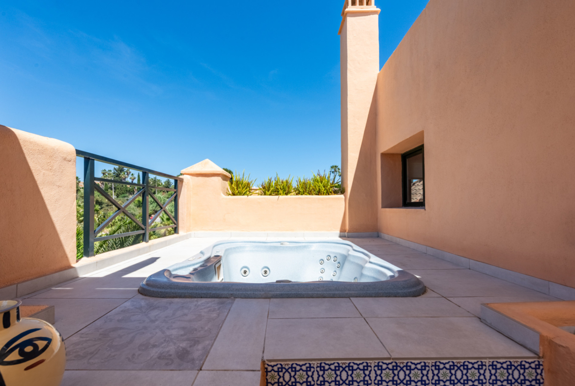 Ático dúplex exclusivo en Atalaya.
