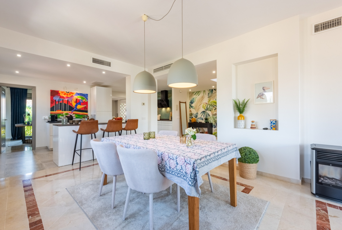 Ático dúplex exclusivo en Atalaya.