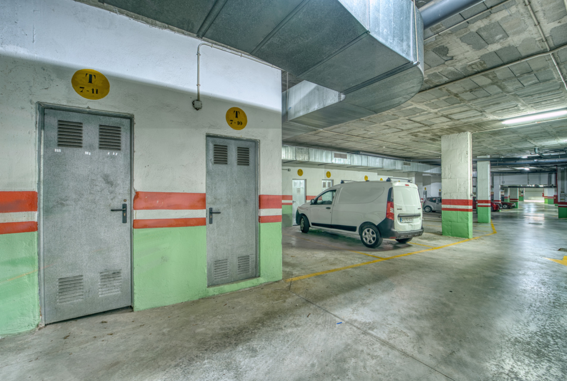 ÁTICO DÚPLEX EN GUADALMINA BAJA – 290 m² | 5 SUITES | 3 GARAJES | GRAN OPORTUNIDAD