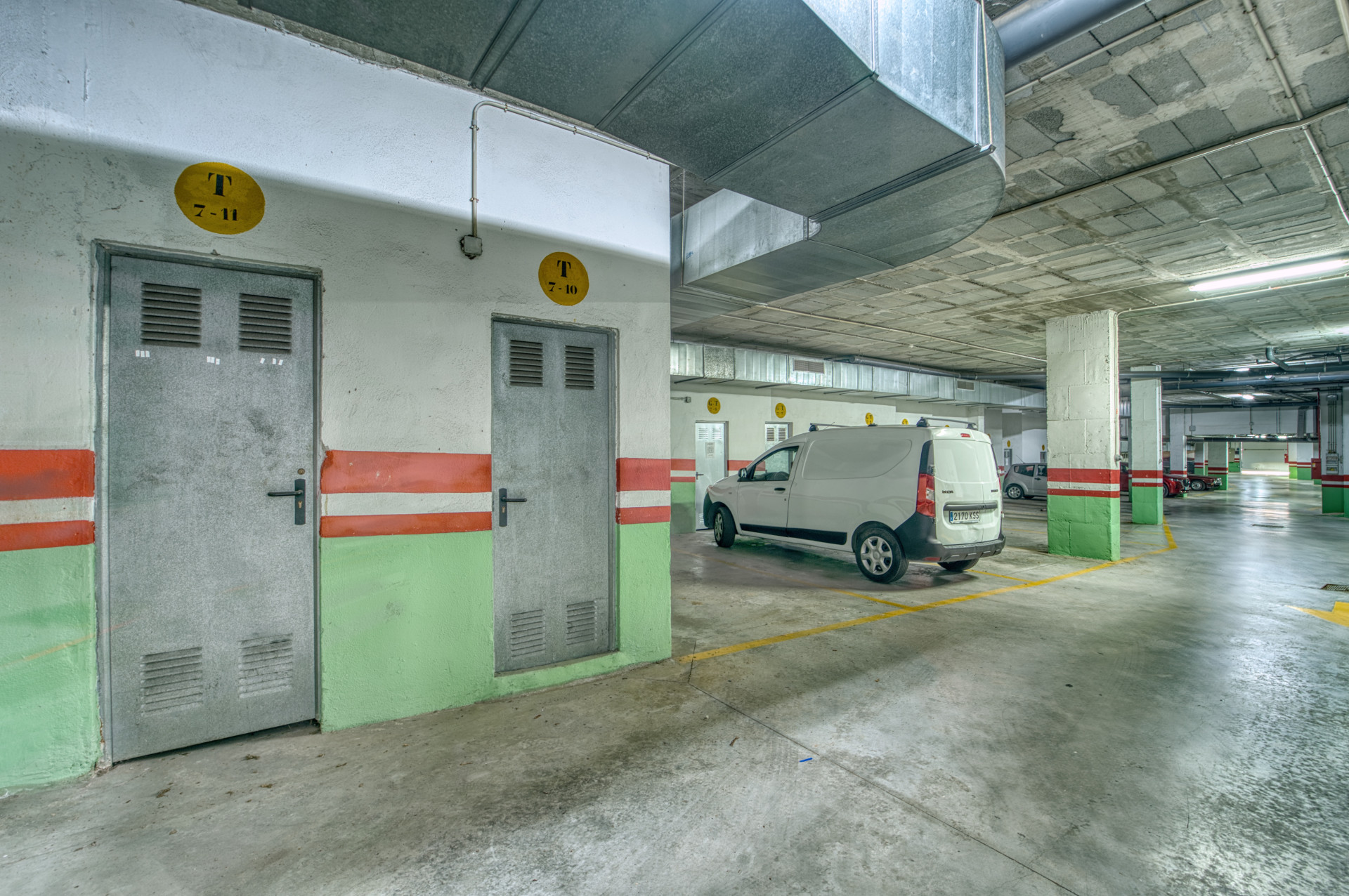 ÁTICO DÚPLEX EN GUADALMINA BAJA – 290 m² | 5 SUITES | 3 GARAJES | GRAN OPORTUNIDAD