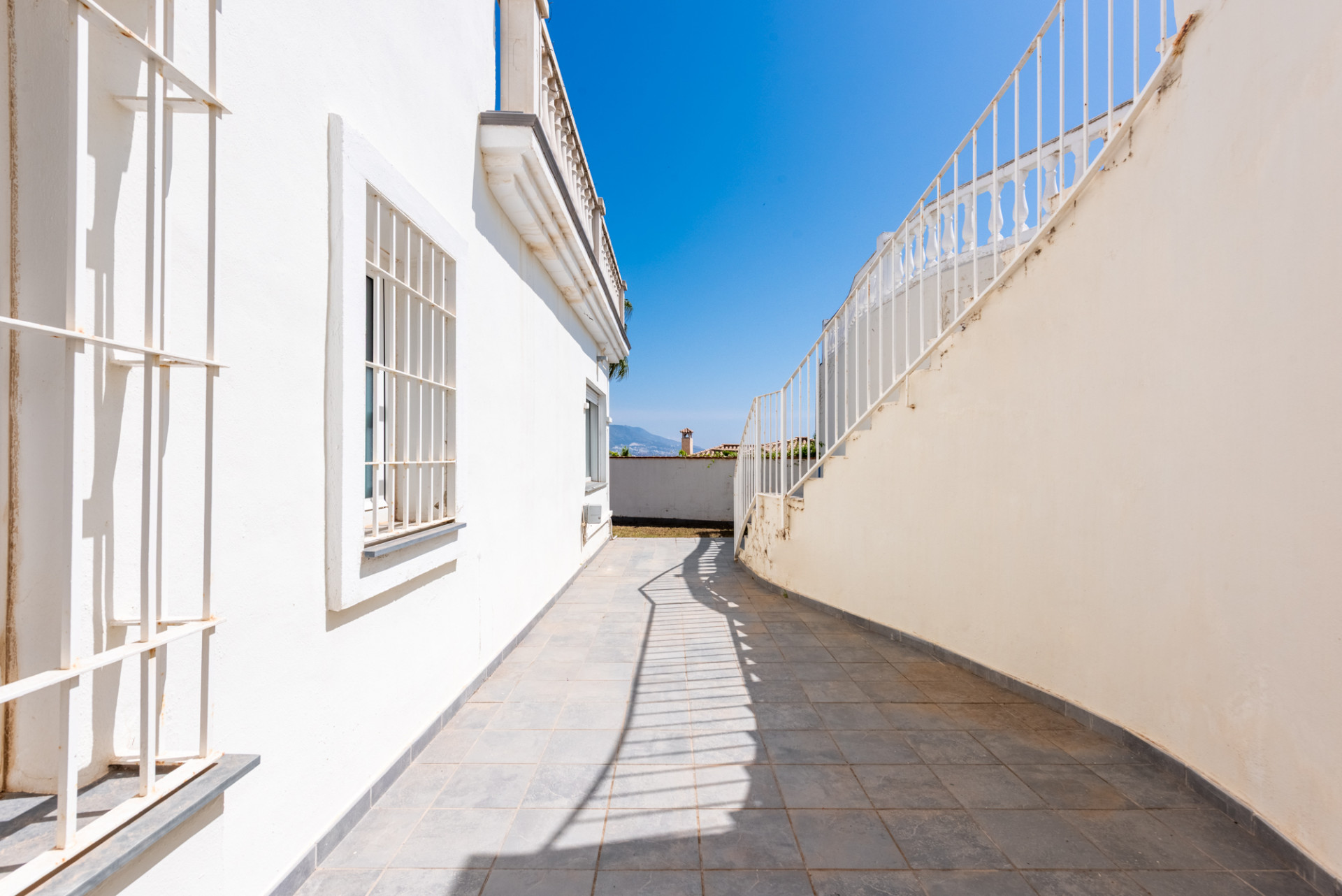 Kleine villa met panoramisch uitzicht in Jardines del Águila