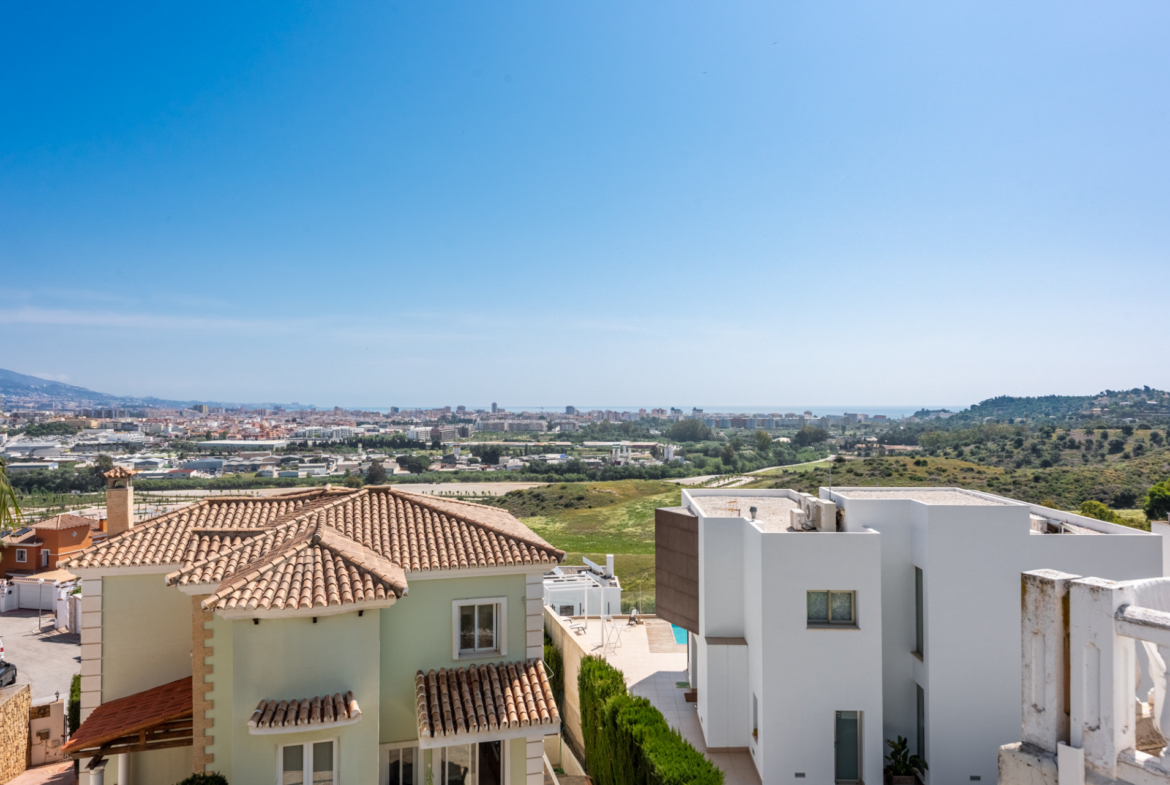 Kleine villa met panoramisch uitzicht in Jardines del Águila