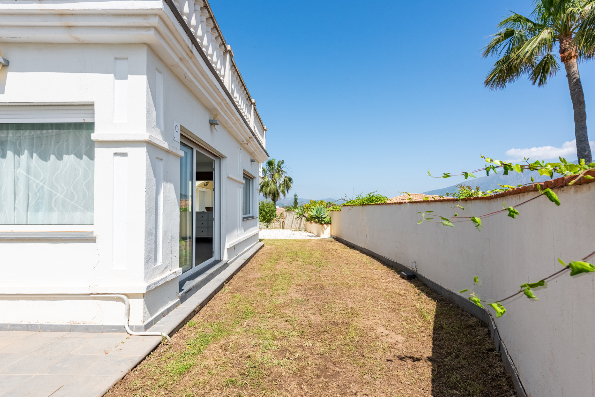 Kleine villa met panoramisch uitzicht in Jardines del Águila