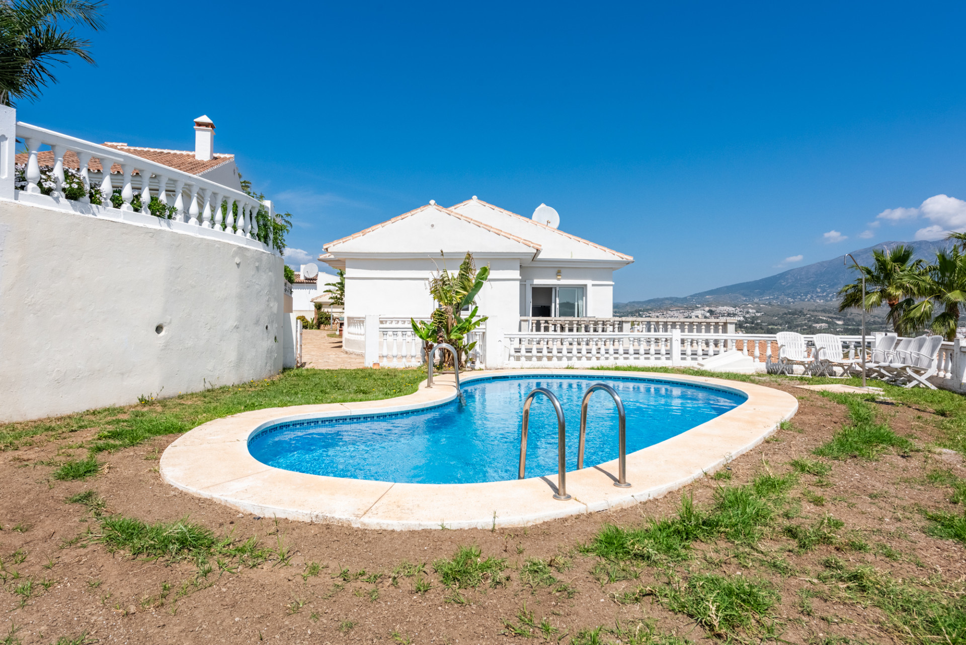 Kleine villa met panoramisch uitzicht in Jardines del Águila