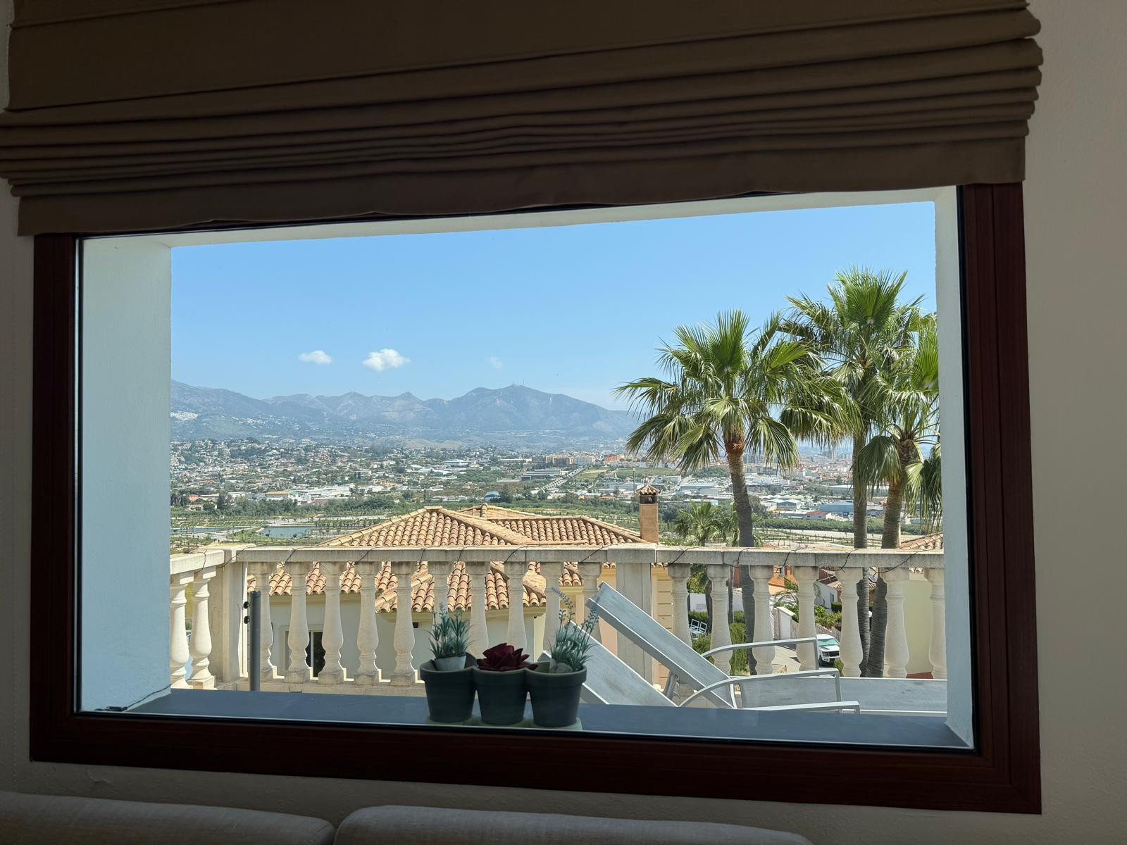 Kleine villa met panoramisch uitzicht in Jardines del Águila